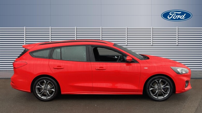 Ford Focus 1.5 EcoBoost 150 ST-Line 5dr Petrol Estate